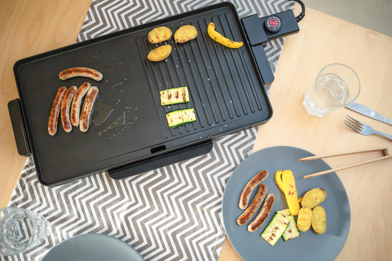 Steba VG 30 SLIM BBQ-Tischgrill – Elektrischer Kontaktgrill für drinnen & draußen, platzsparend 4