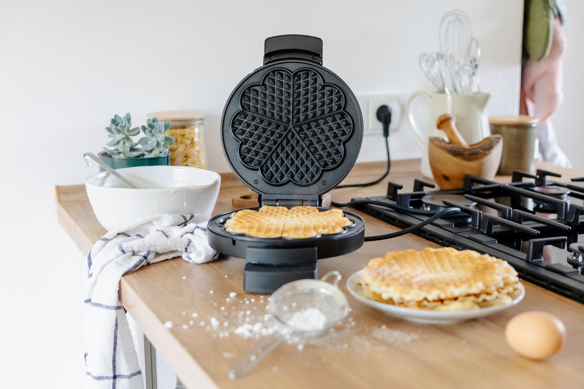Steba WE 3 XL Waffeleisen – Großes Backeisen für knusprige Waffeln | Antihaftbeschichtung | XL-Format 7