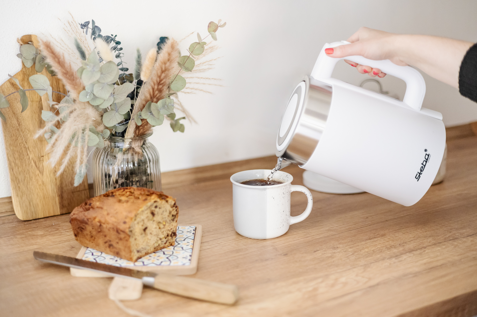 Steba WK 11 Wasserkocher Bianco | Schnellkochfunktion, kabelloser Betrieb, elegantes Design 11